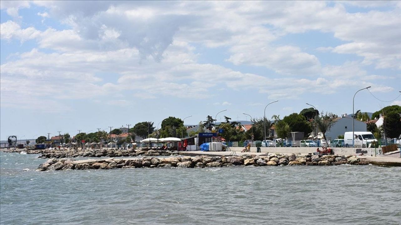 Tatil köyünde 2 gün denize girmek yasaklandı