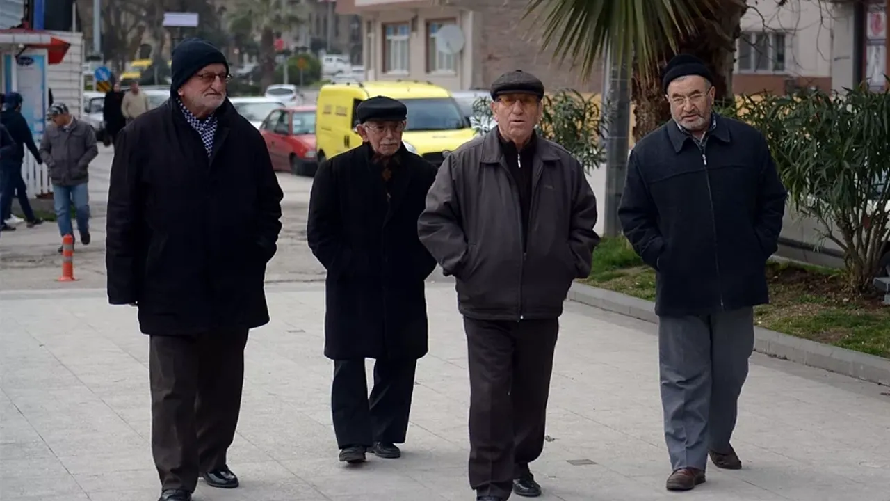 Türkiye'de yaşlı nüfus oranında  bir ilk