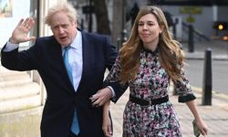 İngiltere, Boris Johnson'ın sevgilisine yaptığı kıyakla çalkalanıyor