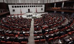 ‘İstanbul Finans Merkezi’ teklifi komisyondan geçti