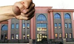 Adliyede avukata linç girişimi