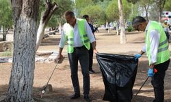 Didim plajlarında temizlik çalışmaları sürüyor