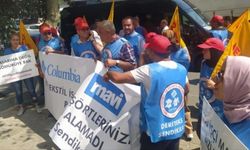 ETF işçileri Mavi ve Colombia önünden seslendi: Tişörtler sizde, ücretler nerede?