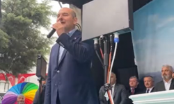 Soylu'nun personeli gökkuşağı renkli şemsiyeye bile tahammül edemedi!