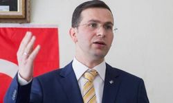 AKP milletvekili ve danışmanı kaza yaptı