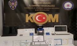 Para karşılığı sahte diploma düzenleyen 2 kişiye gözaltı