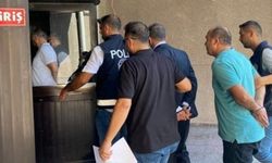 Polis amiri Ünsal Ban'ın adliyeye getirilişini fotoğraflayan gazetecilerin odasını bastı!
