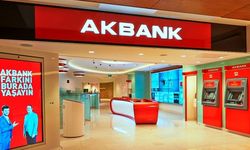 Akbank müşterilerinin borçları bir gecede iki katına çıktı, bankaya ulaşılamadı