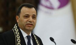 AYM Başkanı Arslan'dan türban ve laiklik açıklaması