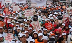 Ertelenen Büyük Eczacı Mitingi 27 Kasım'da yapılacak