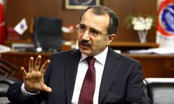 Eski AKP'li bakandan türban yorumu: AK Parti'nin teklifi de sorunlu
