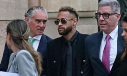 Hapis cezası istenen Neymar'ın davasında savcıdan flaş karar