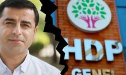 HDP'li yönetici: Demirtaş bu şekilde devam ederse parti dışına itilir, panele bile sokmazlar