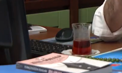 Kılıçdaroğlu'nun 'türban' videosunda dikkat çeken kitap