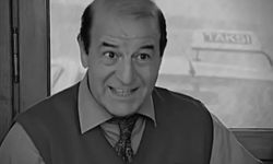Usta oyuncu Demiray Erül hayatını kaybetti