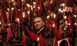 Yandaş yazar Ardıç: Fener alayı bir Nazi gösterisidir