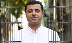 Demirtaş Edirne Cezaevi'nden Diyarbakır'a götürüldü: Babasını ziyaret etti