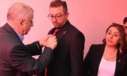 İyi Parti ve Gelecek Partisi’nde deprem: İstifa edip Zafer Partisi’ne katıldılar