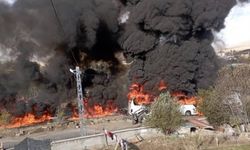 Korkunç kaza: Tanker ile çarpışan yolcu otobüsü alev aldı... Ölü ve yaralılar var