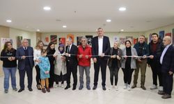 'De Rıen' resim sergisi Kartal'da açıldı