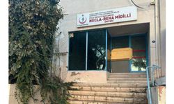 Foça Devlet Hastanesi kaderine terk edildi