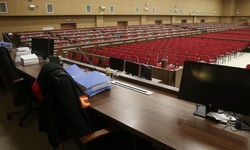 Davalar 6 Nisan'a kadar durduruldu