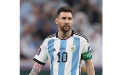 Messi 800'üncü golünü attı