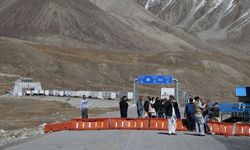 Covid nedeniyle kapatılan sınır kapısı 3 yıl sonra yeniden açıldı
