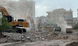İBB Hatay'a 62,5 milyon lira gönderecek