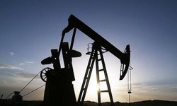 Suudi Arabistan'ın ardından Rusya da petrol üretimini azaltacak