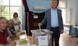 Adana Büyükşehir Belediye Başkanı Zeydan Karalar oyunu kullandı