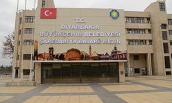 Diyarbakır'da milyonluk bayrak ihalesi