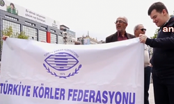Görme engelliler, siyasi partileri ve YSK'yı protesto etti