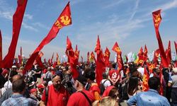 İzmir, 1 Mayıs'ı mahşeri kalabalıkla kutladı