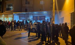 İzmir'de CHP'ye 30 kişi saldırdı