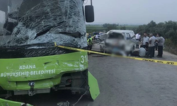 Adana'da belediye otobüsü ile minibüs birbirine girdi: 2 ölü, 10 yaralı