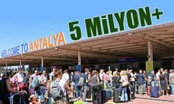 Antalya’ya hava yoluyla rekor sayıda turist geldi