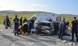 Antalya’da ölümcül kaza: 3 ölü, 9 yaralı