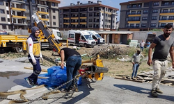 Vincin kırılan kolunun altında kalan işçi hayatını kaybetti