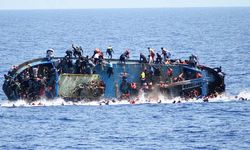 Tunus açıklarında göçmen teknesi battı