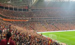 Galatasaray'ın yeni transferleri taraftar önünde imza atacak