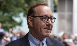 Kevin Spacey beraat etti