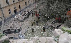 Rus ordusu Lviv kentinde binaları vurdu: 4 ölü, 32 yaralı