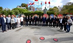 Kartal'da Gaziler Günü'nde dolayısı ile Atatürk Anıtı’na çelenk sunuldu