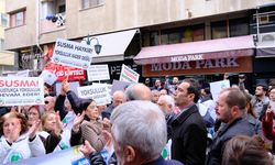 Eskişehir'de AKP binasına yürümek isteyen emeklilere polis engeli