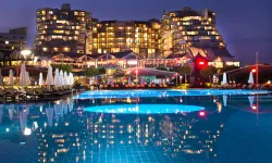Antalya'da Limak'ın otelinde bir müşteriden Türk olduğu için fazla ücret aldılar