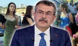 Baş örtüsü mücadelesinden kapıda kıyafet kontrolüne l Yusuf Fidan yazdı...