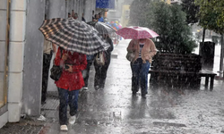 Meteorolojiden yağış ve rüzgar uyarısı: Karadeniz ve Doğu Anadolu’da kuvvetli yağış bekleniyor