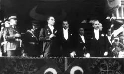 Tüm bayramlar ayağa kalkın! l İsmet Orhan yazdı...