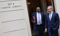 Dışişleri Bakanı Hakan Fidan, Londra'da mevkidaşı David Lammy ile görüştü